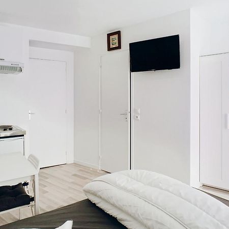 19M2 Studio With Air Conditioning In The 15Th Paris Exterior foto